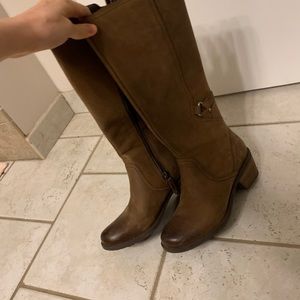 Teva tan calf boot 7.5